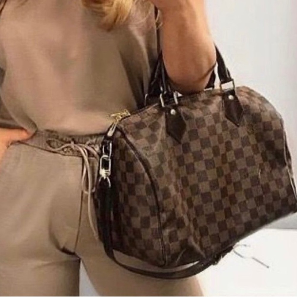 Authentic used speedy 30